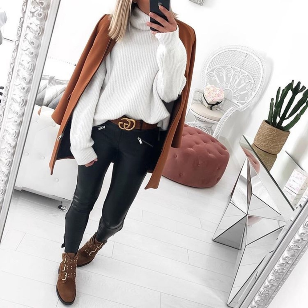 ZARA ROUND NECK BRICK ZIP UP COAT #Cybermondaysale